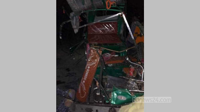 শেরপুরে মাহিন্দ্রা-ইজিবাইক সংঘর্ষে প্রাণ গেল যুবকের