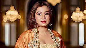 হ্যাকারের কবলে এক্স হ্যান্ডেল, ফিরে পেতে গলদঘর্ম শ্রেয়া