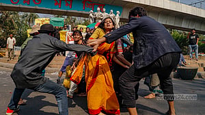 নিপীড়ন বিরোধী পথনাটক