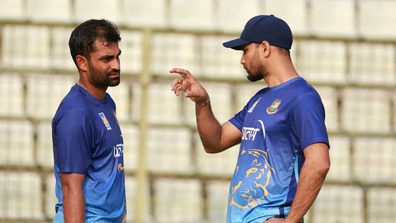 তামিমের জন্য মাশরাফির প্রার্থনা