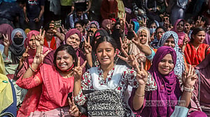 চাকরিতে নিয়োগের বাধা কাটায় উচ্ছ্বসিত আন্দোলনকারীরা