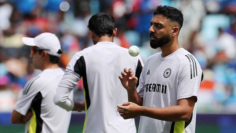 ‘দেশে এসো না…’, বিশ্বকাপের পর হুমকি পেয়েছিলেন ভারুন