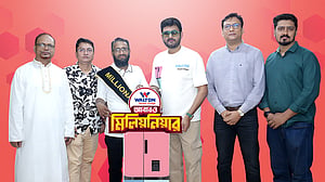 ওয়ালটন ফ্রিজ কিনে ‘মিলিয়নেয়ার’ ঢাকার মর্তুজা