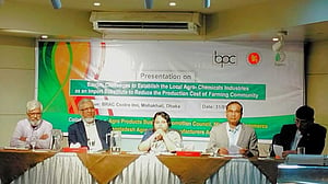 বহুজাতিকের দখলে বালাইনাশকের ৯৪% বাজার, সক্ষমতা অর্জনে ৩ দাবি স্থানীয়দের