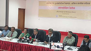 ‘করিডোর’ নিয়ে এত ‘গোপনীয়তার’ কারণ কী: সরকারকে খসরু