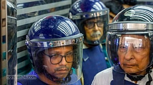 আদালতে সাবেক মন্ত্রীরা