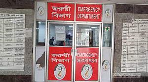 বাড্ডায় গ্যাসের আগুনে এক পরিবারের ৫ জন দগ্ধ, অবস্থা আশঙ্কাজনক
