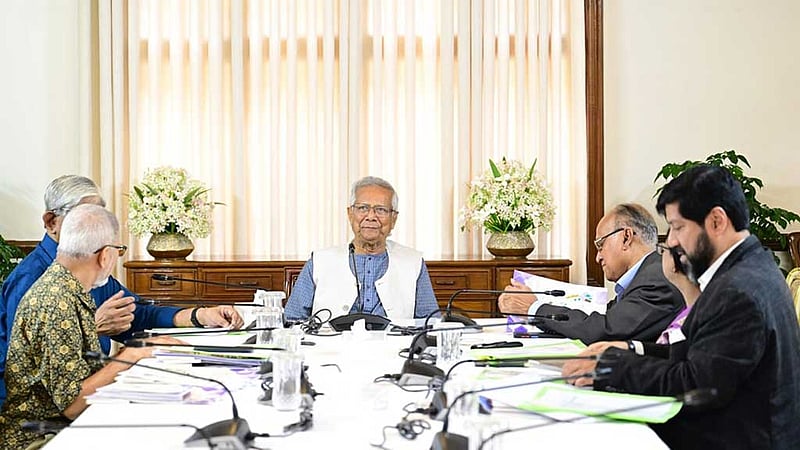 বহুজাতিক কোম্পানি তালিকাভুক্তসহ পুঁজিবাজার উন্নয়নে ৫ নির্দেশনা প্রধান উপদেষ্টার
