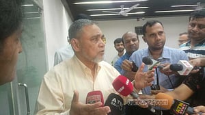 রায়ের কপি পেলে ইশরাকের বিষয়ে সিদ্ধান্ত: সিইসি