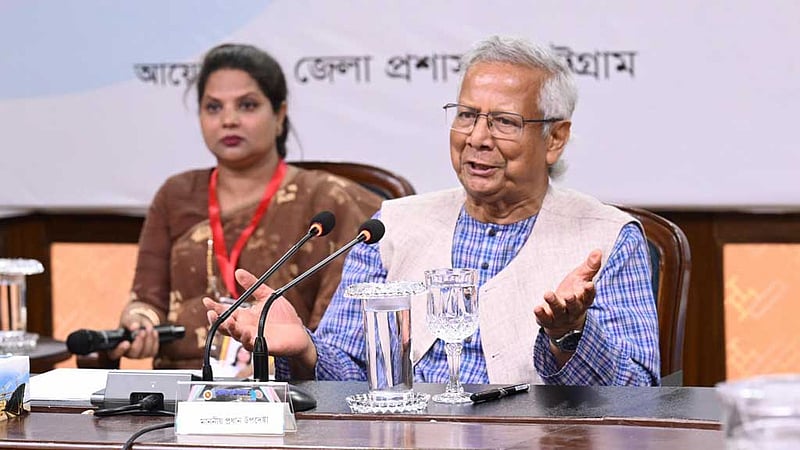 চট্টগ্রামে এবার জলাবদ্ধতা অর্ধেকে নামিয়ে আনতে বললেন প্রধান উপদেষ্টা