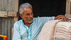 জিআই স্বীকৃতি: তাঁতের খাদিকে সরকারি পৃষ্ঠপোষকতার দাবি