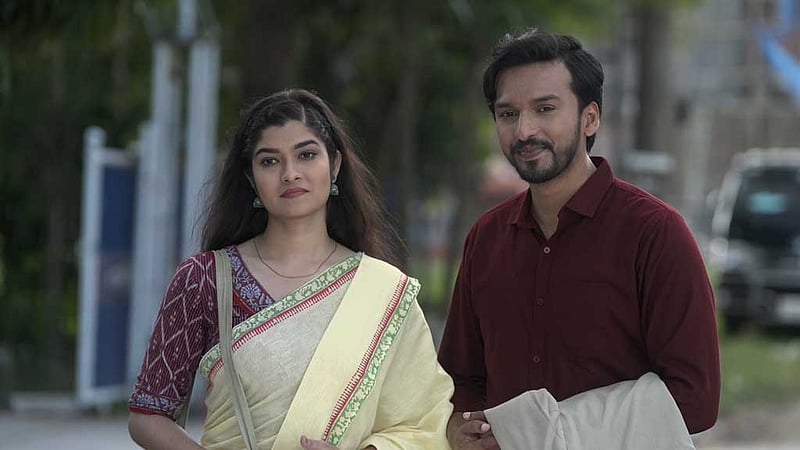 ৩০০ পর্বে 'দেনা পাওনা'