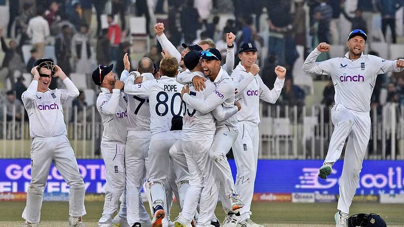 দ.আফ্রিকা ও ভারতকে টপকে দুইয়ে ইংল্যান্ড