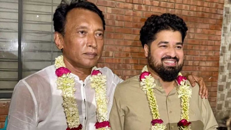 চলচ্চিত্র পরিচালক সমিতি: সভাপতি সুমন, মহাসচিব টুটুল