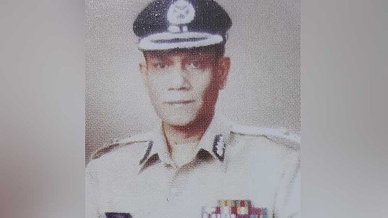 সাবেক আইজিপি মোদাব্বির হোসেন মারা গেছেন