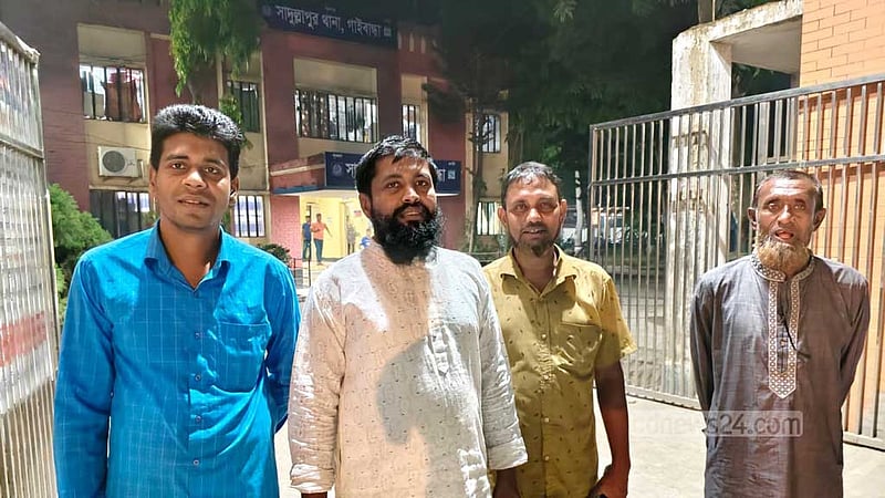গাইবান্ধার সেই পল্লি চিকিৎসক পরিবারে ফিরেছেন
