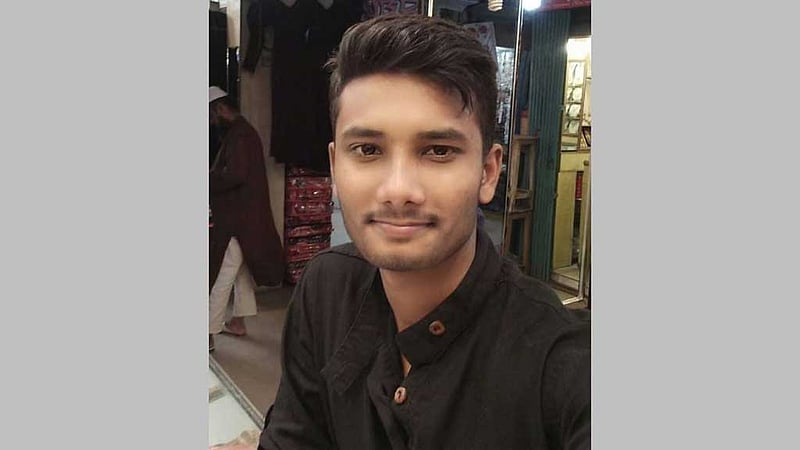 গাজীপুরে তালাবদ্ধ বাসা থেকে যুবকের অর্ধগলিত মরদেহ উদ্ধার