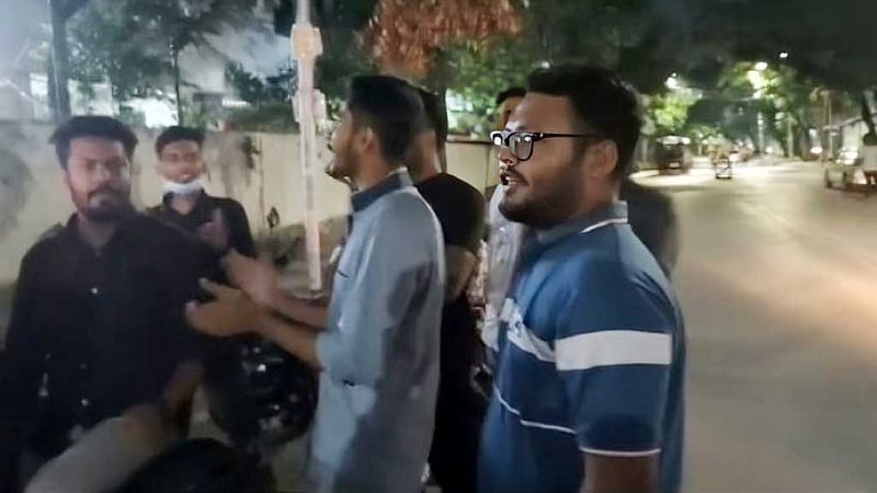 মুচলেকায় ছাড়া পেলেন বৈষম্যবিরোধী আন্দোলনের ৩ জন