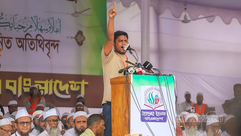এই ভূখণ্ডে আওয়ামী লীগের আর পুনর্বাসন হবে না: হাসনাত