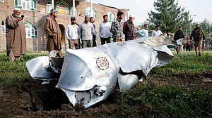 তথ্যযুদ্ধ: কতটা সত্যি বলছে ভারত ও পাকিস্তান?