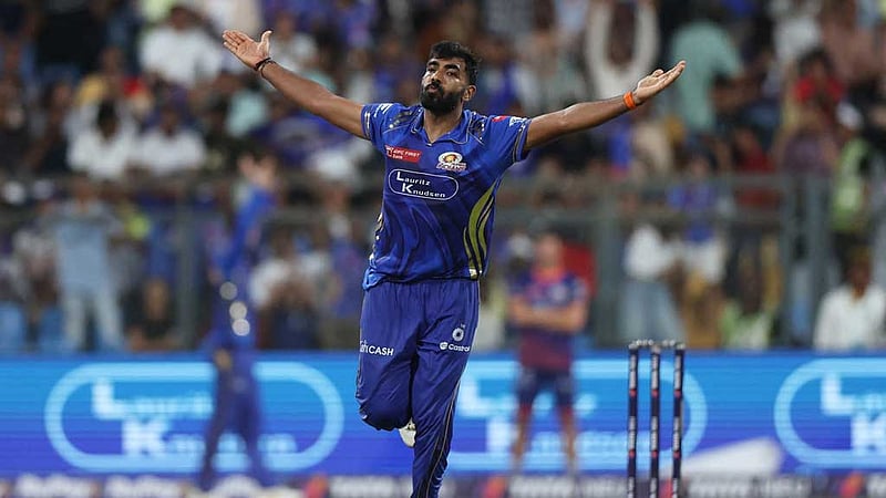 'বোলিংয়ের ব্র্যাডম্যান' বুমরাহ