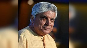 বলিউডি তারকারা সরকারের বিরুদ্ধে নীরব থাকেন কেন? কারণ জানালেন জাভেদ
