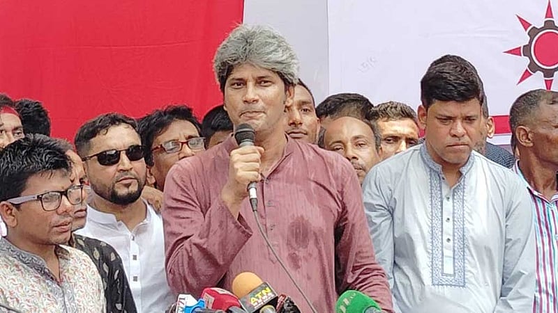 জনমত ছাড়া সরকার চট্টগ্রাম বন্দর বিদেশিদের দিতে পারে না: সাকি