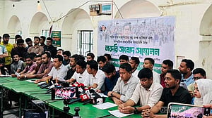 নিরাপত্তায় ‘ব্যর্থ’ উপাচার্য-প্রক্টরের পদত্যাগ দাবি ঢাবি ছাত্রদলের
