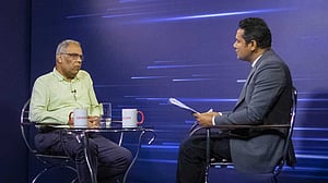 মবের ভয়ে ‘সেল্ফ সেন্সরশিপে’ গণমাধ্যম: কামাল আহমেদ