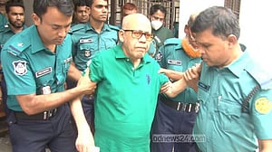 সাবেক মন্ত্রী কামরুলের স্বাস্থ্য পরীক্ষা করে প্রতিবেদন দাখিলের নির্দেশ ট্রাইব্যুনালের