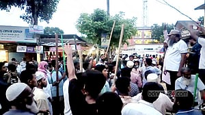 হামলার পর বন্ধ ‘গাজী কালু-চম্পাবতী মেলা’, অভিযোগ জামায়াতের বিরুদ্ধে