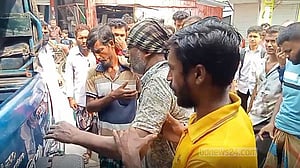 মাদারীপুরে ‘গরু চোরকে’ পিটুনি