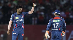 ২ ম্যাচেই আইপিএল শেষ মায়াঙ্কের, প্রথমবার ফ্র্যাঞ্চাইজি লিগে ও’রোক