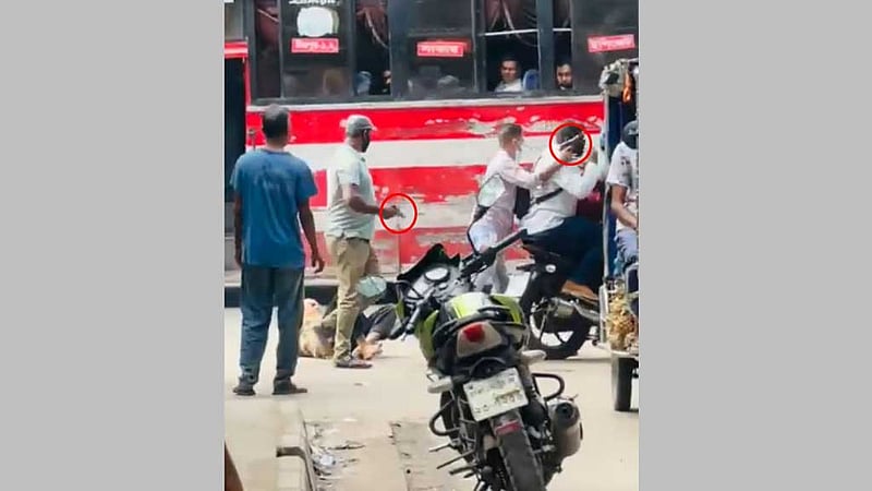 মিরপুরে ব্যবসায়ীকে গুলি করে ছিনতাইয়ে গ্রেপ্তার ৫ জন রিমান্ডে
