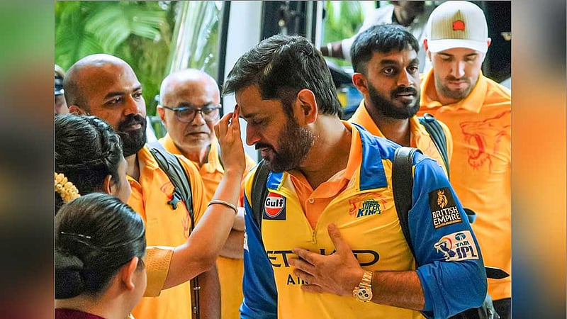 বিদায়ের সিদ্ধান্ত এখনও নেই ধোনির
