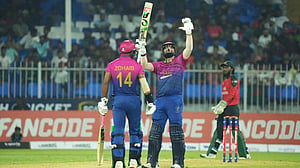 বাংলাদেশকে স্তব্ধ করে আরব আমিরাতের স্মরণীয় জয়
