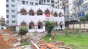 ময়মনসিংহে রওশন এরশাদের ‘সুন্দর মহলে’ হামলা-ভাঙচুর