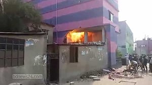 রূপগঞ্জে টেক্সটাইল মিলে বিস্ফোরণে দগ্ধ ৪