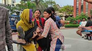 নারায়ণগঞ্জে যানজট নিরসন কর্মীদের ওপর হামলা, আহত ২১