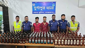 নেত্রকোণায় ভারতীয় মদসহ পিকআপ জব্দ, গ্রেপ্তার ২