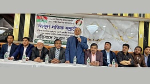 নড়াইলে প্রবাসী বিএনপি নেতার ওপর হামলা, যুক্তরাষ্ট্রে ক্ষোভ