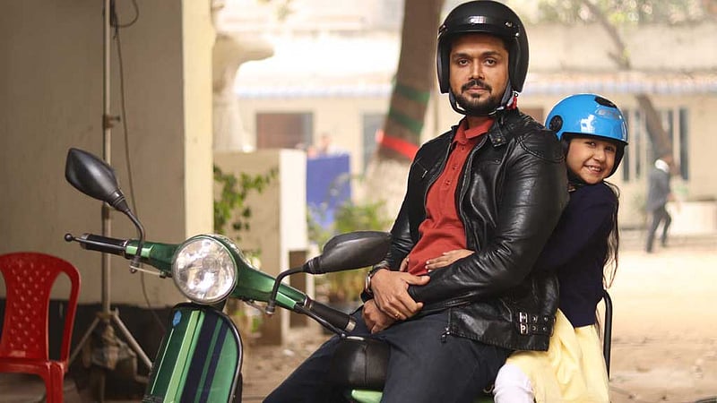 ব্যক্তিগত ভিডিও ফাঁস, অদৃশ্য চক্রের থাবা: ‘নীলচক্রর’ ট্রেইলার যা দেখাচ্ছে