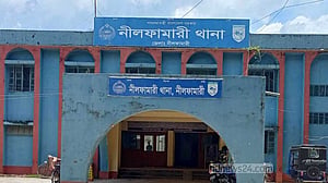 নীলফামারীতে ট্রাক চাপায় মোটরসাইকেল আরোহীর মৃত্যু