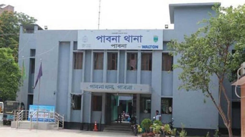 পাবনায় ছুরিকাঘাতে রাজমিস্ত্রির সহযোগী খুন, যুবক আটক