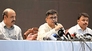 জুলাই অভ্যুত্থানের ৩৩৮ জন এখনও হাসপাতালে: প্রধান উপদেষ্টার দপ্তর
