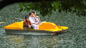 মুষলধারে বৃষ্টি রাজধানীতে