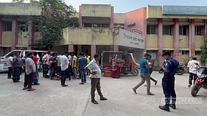 রাজবাড়ীতে একদিনে আলাদা সড়কে ঝরল ৩ প্রাণ