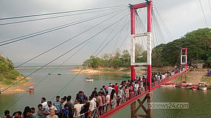 টানা ছুটিতে পর্যটক মুখর রাঙামাটি