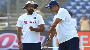 শাস্ত্রীর যে ভাবনা বদলে দিয়েছিল রোহিতের টেস্ট ক্যারিয়ার