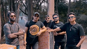 ‘রোমেল অ্যান্ড ফ্রেন্ডস’ ব্যান্ডের নতুন গান ‘মেঘ হয়ে যাই’